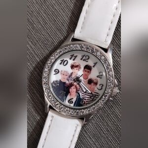 2013 One Direction Watch! New Battery, Cute & Collectable, Runs & Keeps Time